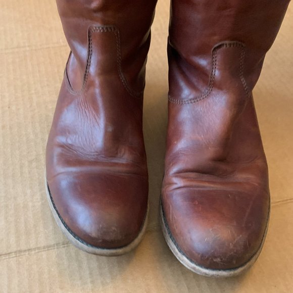 Frye Melissa Button Back Zip Boots - Picture 9 of 10